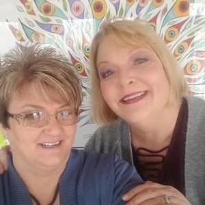 Meet your Posher, Dena